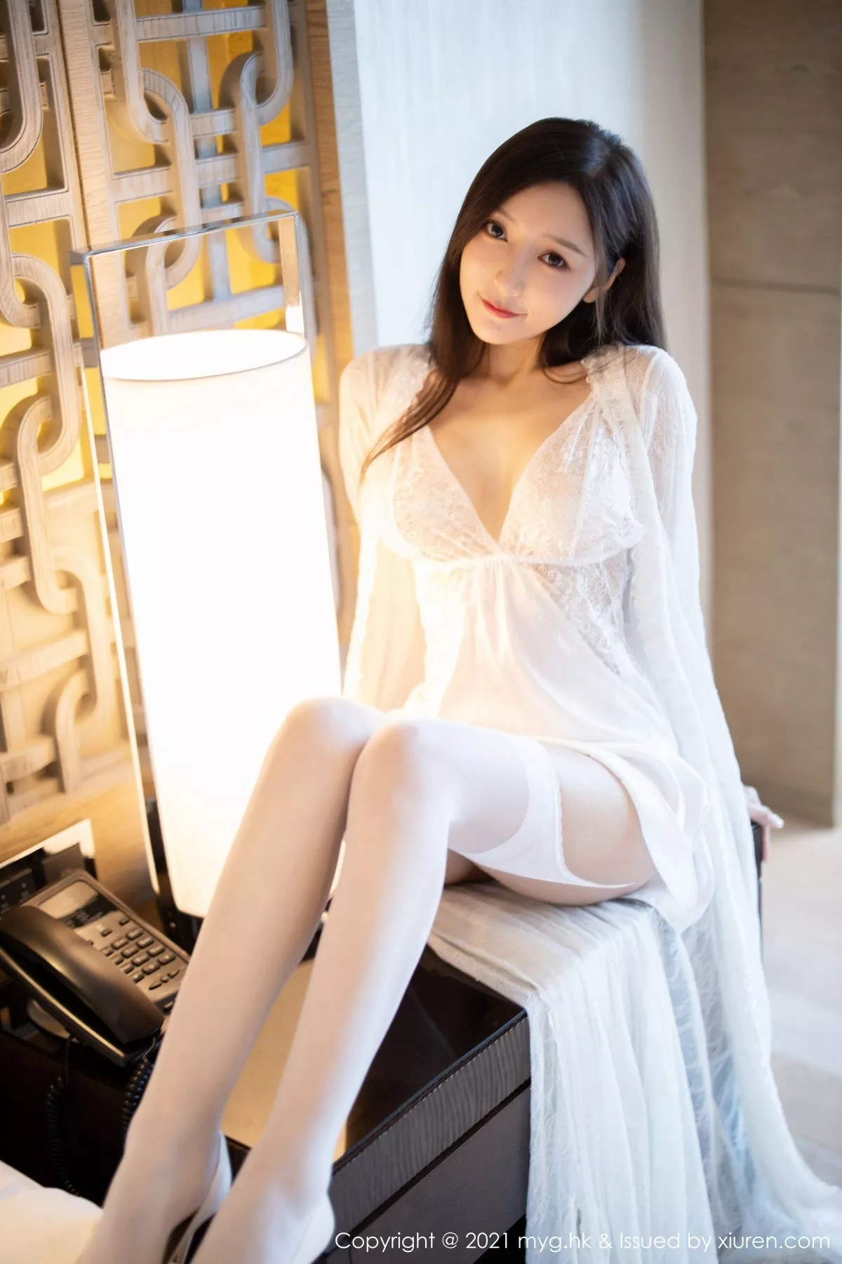 秀人集.com_[MyGirl美媛馆]Vol.564_女神王馨瑶yanni江浙沪旅拍白色缕空连衣裙配吊袜白丝诱惑写真65P